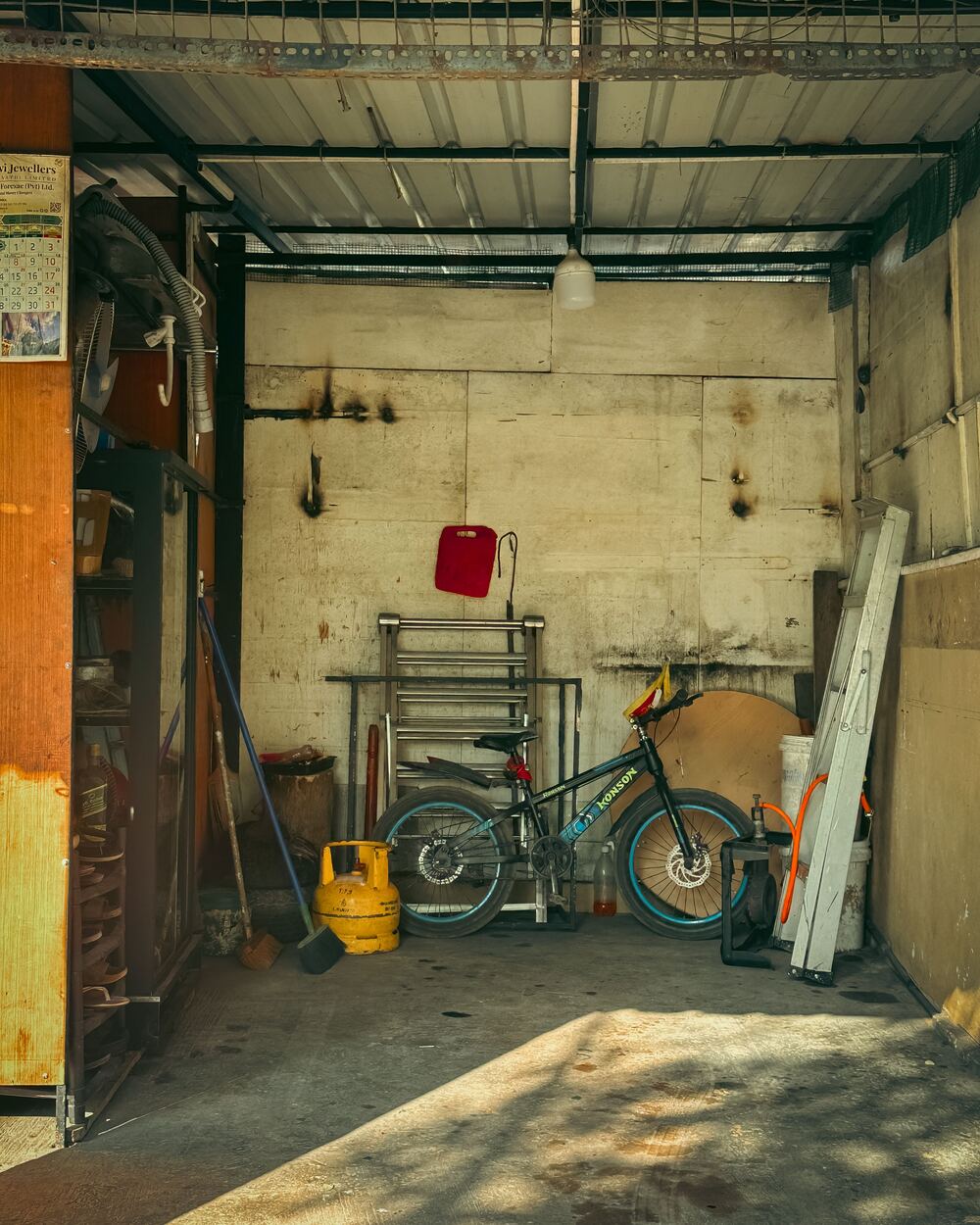 Garage vidé après débarras